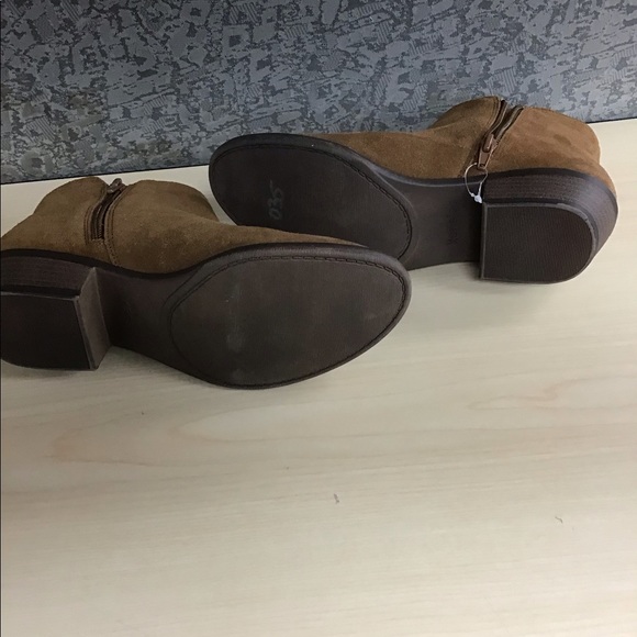 Booties - Picture 15 of 15